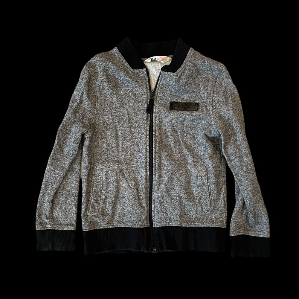 EUC Grey/Black Boys 6-8 Zippered Sweatshirt Jacket